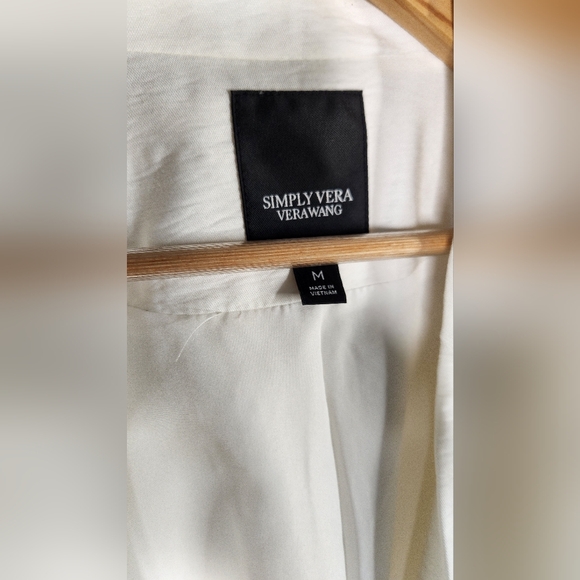 White Jacket - Picture 5 of 6